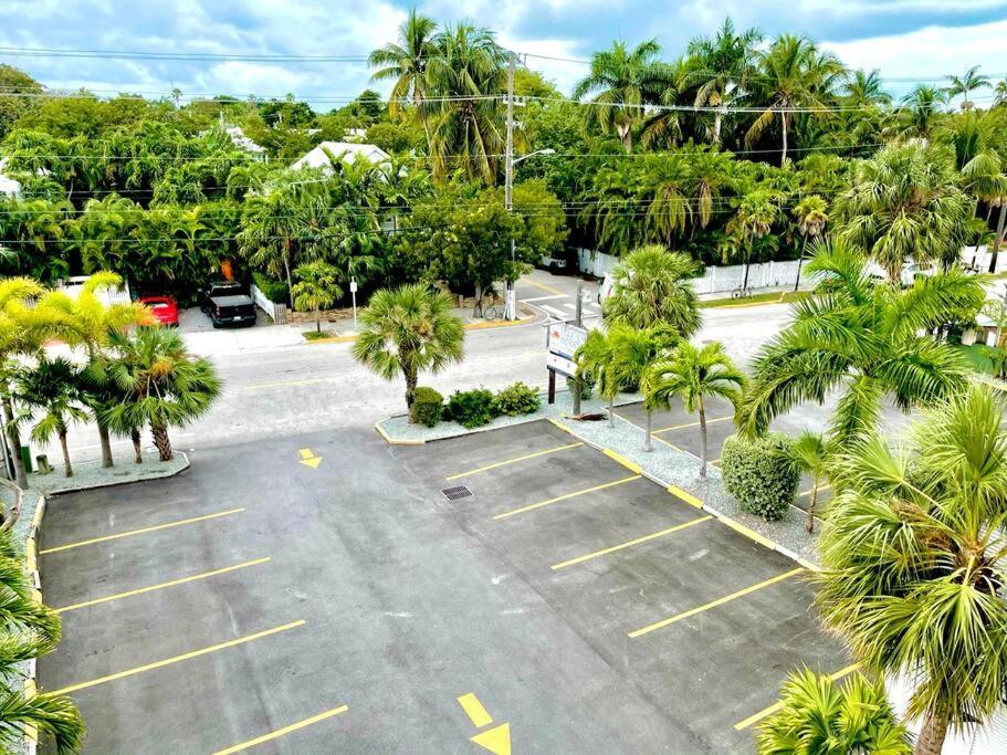 キーウェスト Aruba - Downtown Waterfront 2X2 Dock & Pool Pet-Friendlyヴィラ エクステリア 写真