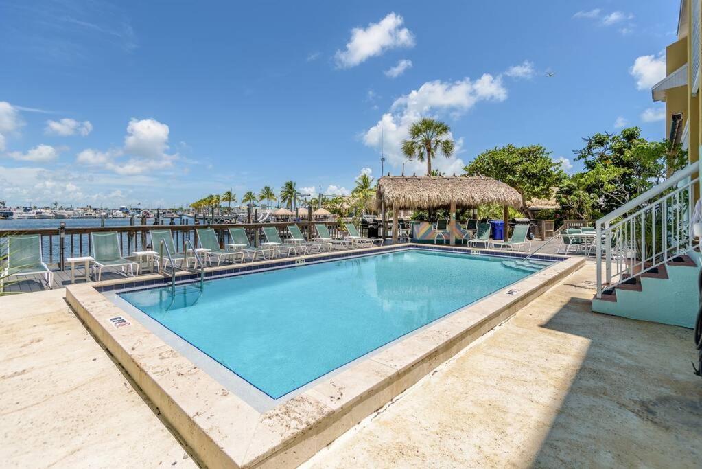 キーウェスト Aruba - Downtown Waterfront 2X2 Dock & Pool Pet-Friendlyヴィラ エクステリア 写真